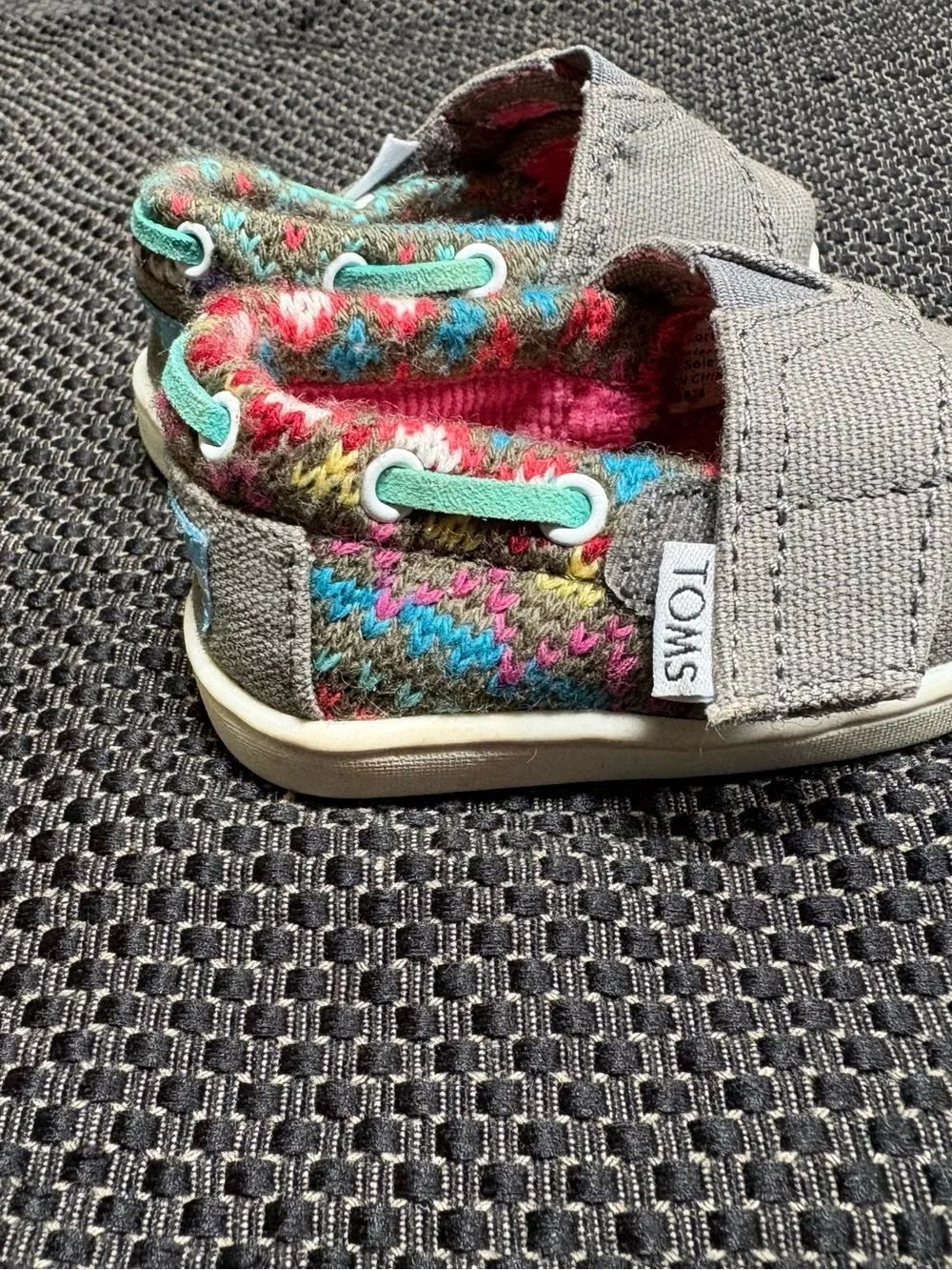 TOMS Tiny Alpargata size 3 baby girls